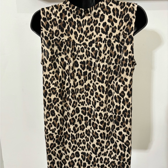 Vince Camuto Brown Black Leopard Print Swing V-neck Blouse top size Small - Picture 4 of 5